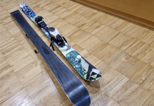 FISCHER children's downhill freestyle skis, length 141cm