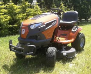 Husqvarna Lawn tractor TS142T