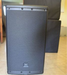 4 JBL EON 612 active speakers and 2 JBL618s active SUB subwoofers