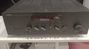 Yamaha stereo amplifier RN 602D DAC Sub