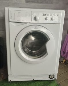 Prodám pračku Indesit hloubka 45cm