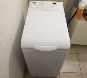 Zanussi top-loading washing machine 6kg, digital