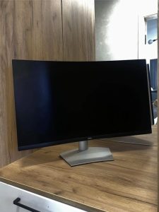 Monitor DELL