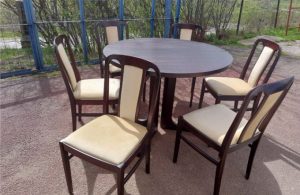 Dining set