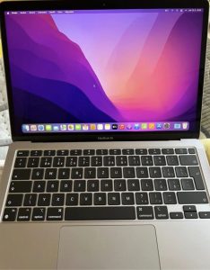 MacBook M1 2020