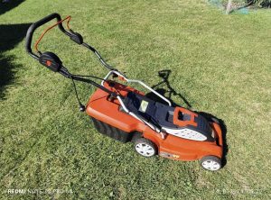 HECHT 1638 R mower for sale