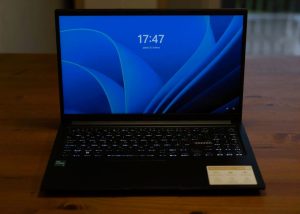 ASUS VivoBook 15