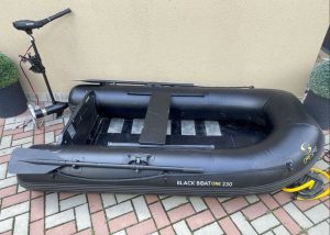 Člun Carp spirit black boat one 230