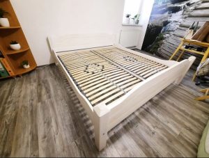 Double bed made of solid wood + 2 slats