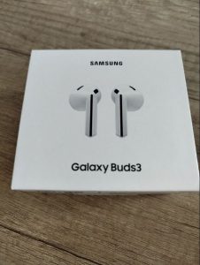 Samsung Galaxy Buds3 brand new unboxed