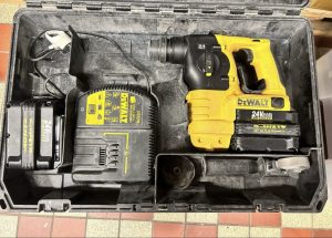 Dewalt DC222 cordless hammer drill for sale