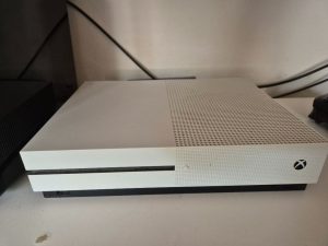 Xbox one S 500GB