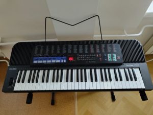 Klávesy Casio CT-670