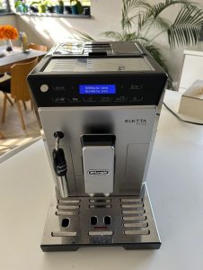 Delonghi kavovar