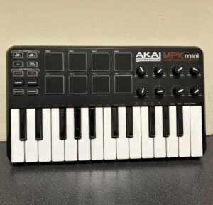 Akai Professional MPK mini usb midi billentyűzet