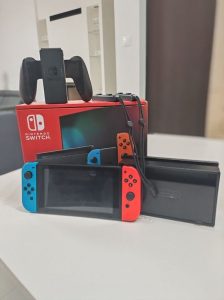 Nintendo Switch console x1