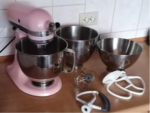 kuchynsky robot kitchenaid