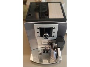 predam kavovar DELONGHI ESAM 5500 PERFECTA