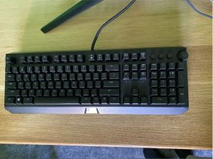 Predám,Razer BlackWidow Elite.