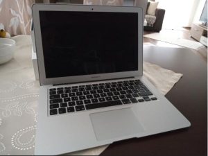 Predám MacBook Air 13