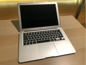 MacBook Air 13 Core i5 1 8GHz 8GB 128GB early 2015