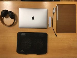 Apple MacBook Pro 15,3 2019 + Prislušenstvo zdarma