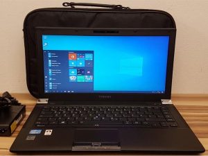 toshiba r940 i5/8/500 sshd/win