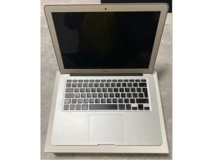 APPLE MACBOOK AIR 2017 SK - Silver