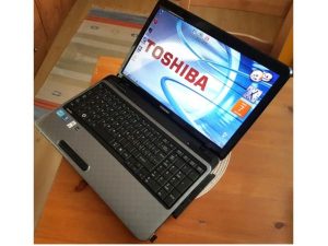 Toshiba i7-2670QM x 8, 8gb RAM, GT525,SSD 250gb,GT