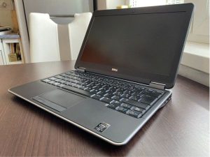 DELL Latitude E7240 | i5 | 8GB RAM | 240GB SSD