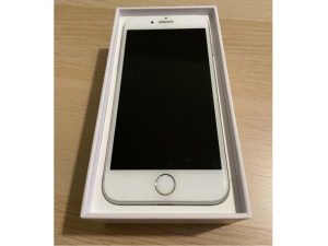 iPhone 8 64 GB Silver