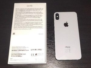 Predám iPhone XS Max 512GB biela farba