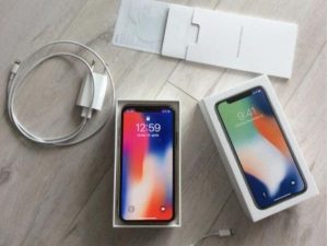 iPhone X 64GB - Biela - 89% zdravie batérie- TOP