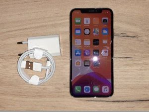 Predám plne funkčný iPhone X(Silver)-64GB