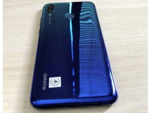 Huawei P Smart 2019 64 GB - Pávová Modrá