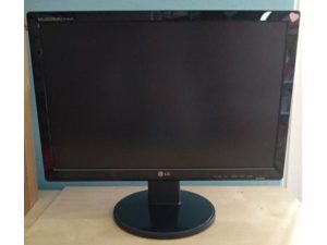 Monitor LG 19''