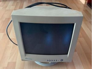 CRT monitor Relisys TE555A