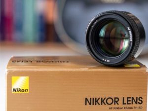 Nikkor AF 85 mm f1.8D pre Nikon