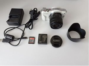 Panasonic Lumix DMC-GF3 + 14-42MM F3.5-5.6 II ASPH MEGA OIS