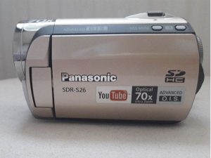 Panasonic SDR-S26 Video Camera