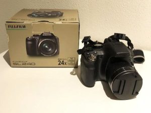 FUJIFILM FINEPIX SL240