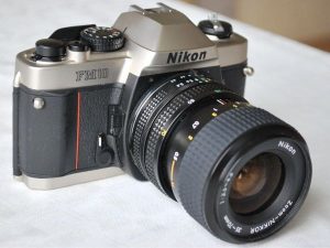 Nikon FM10 s objektívom 35-70mm F/3.5-4.5 TOP STAV