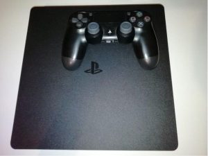 PlayStation 4 Slim 500GB