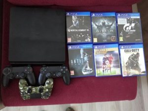 Playstation 4slim 500 + 3 ovladace a hry