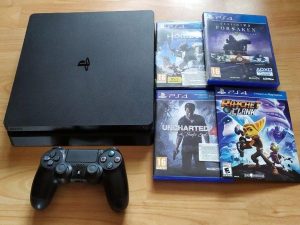 PS4 Slim