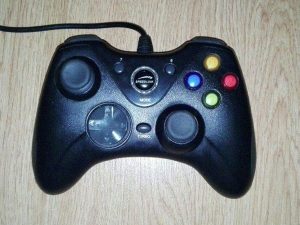 Predám gamepad Speedlink xeox