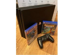 Playstation 4 pro 1Tb CZ Velmi dobry stav 1 hra