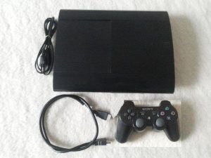 Herná konzola PS3 Super Slim