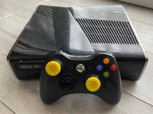 Xbox 360 Slim 250GB + hry