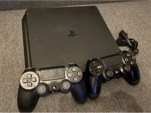 Playstation 4 Slim 1000gb 2 ovladace komplet